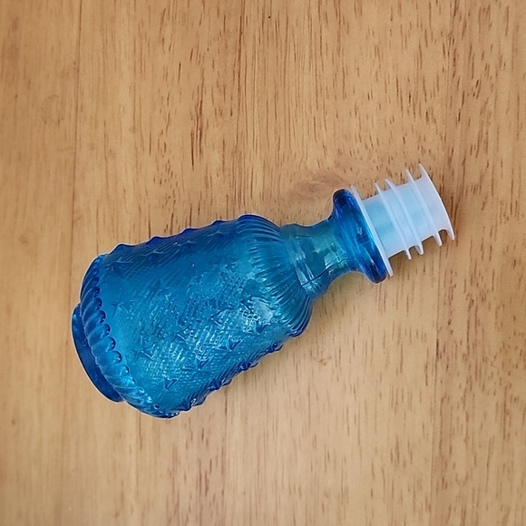 Rare Zodiac Turquoise Decanter Genie Bottle Italy With Star Stopper 13.5" - Picture 3 of 11